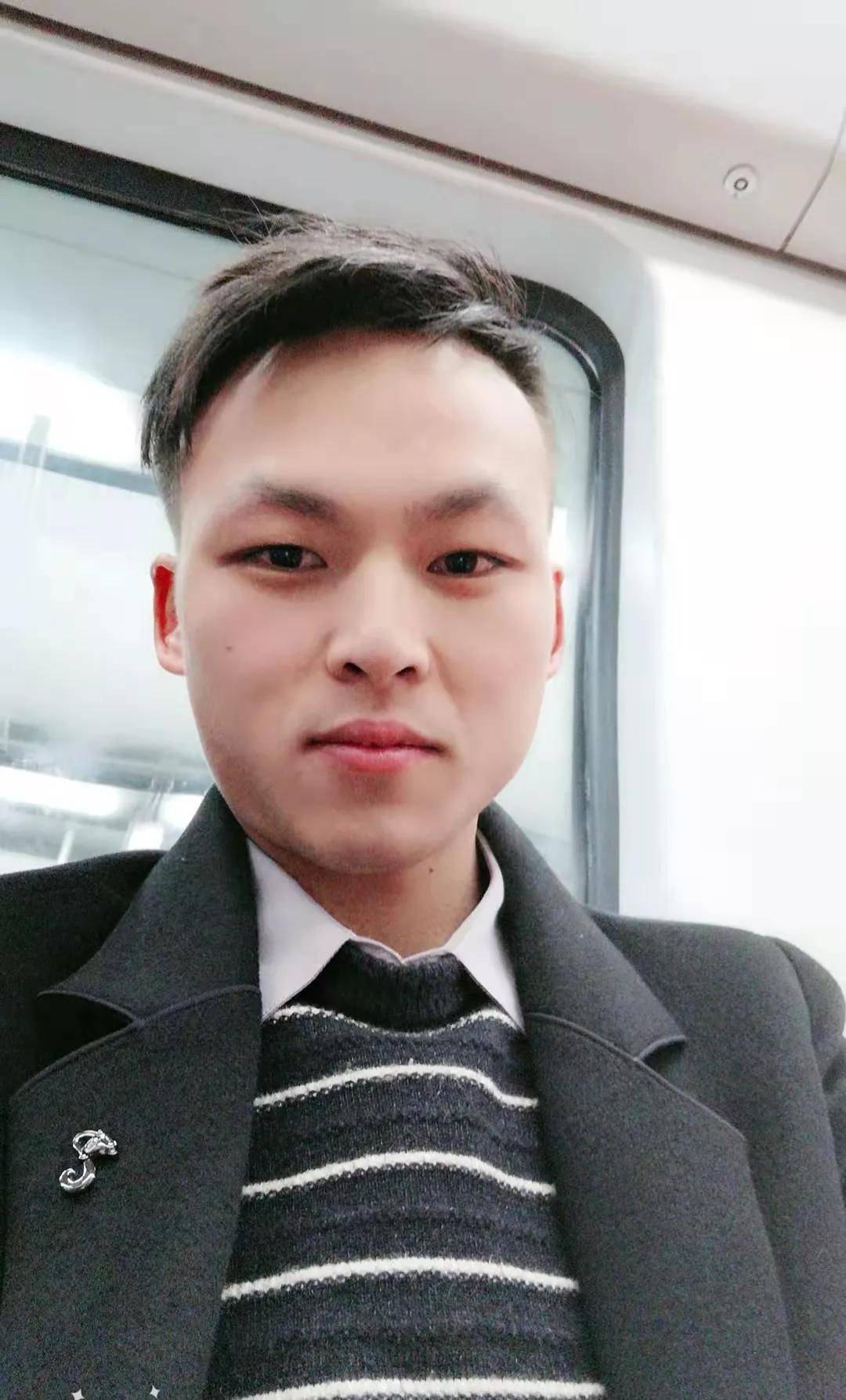 王芳_陈磊_父母