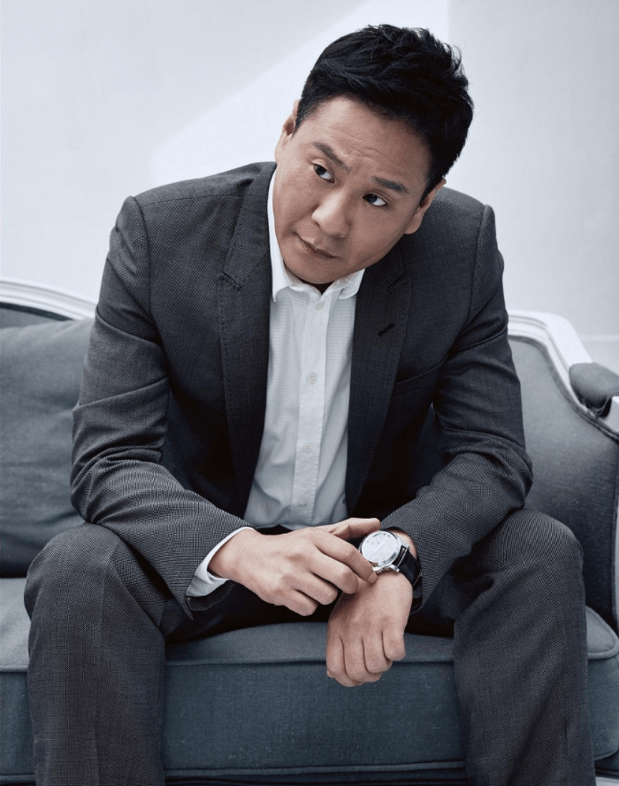 连奕名是演艺圈的知名演员,参演过《血色浪漫》,《大刀》,《中天悬剑