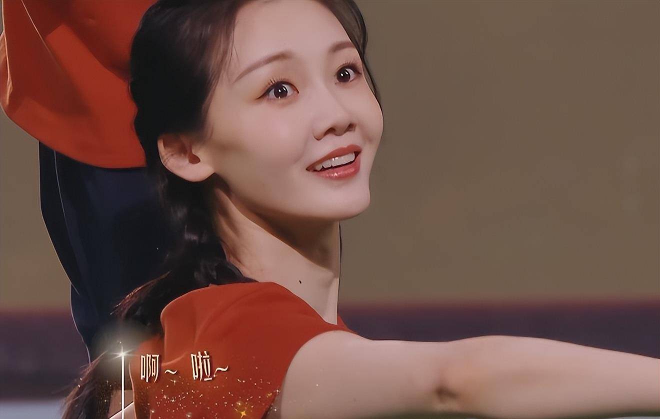 当30岁钟楚曦和35岁苗苗同框,我才知道骨相美和皮相美的区别_观众