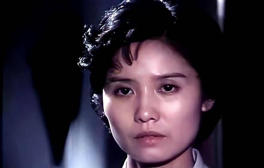 她是北影厂4大美女之1,21岁成名28岁结婚,陪伴观众20载后消失_张力维
