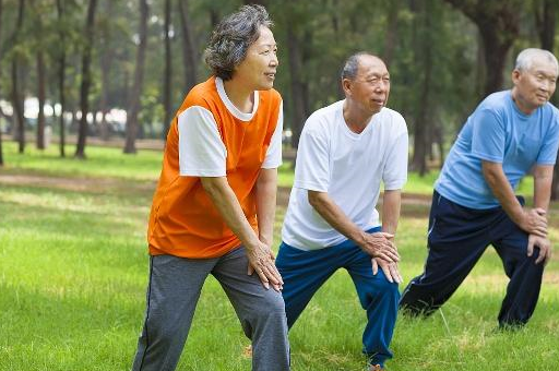 60歲的老人一天中,到底睡幾個小時最好?