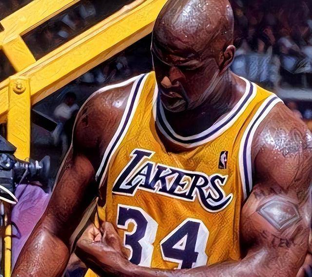 nba五位球员把球衣穿成紧身衣,真实如奥尼尔的照片_肌肉_身体_对手