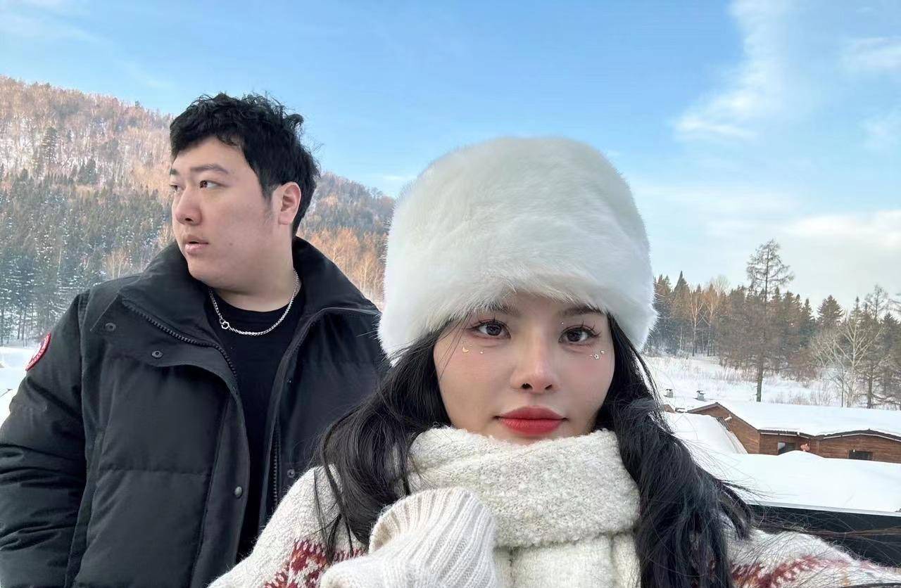 离婚仅8天又订婚,二婚外国妻子肤白貌美_颜丙涛_斯诺克_媒体