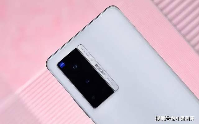 vivo亮出"底牌",12gb 256gb低至3279元,4450mah 60倍数码变焦_pro