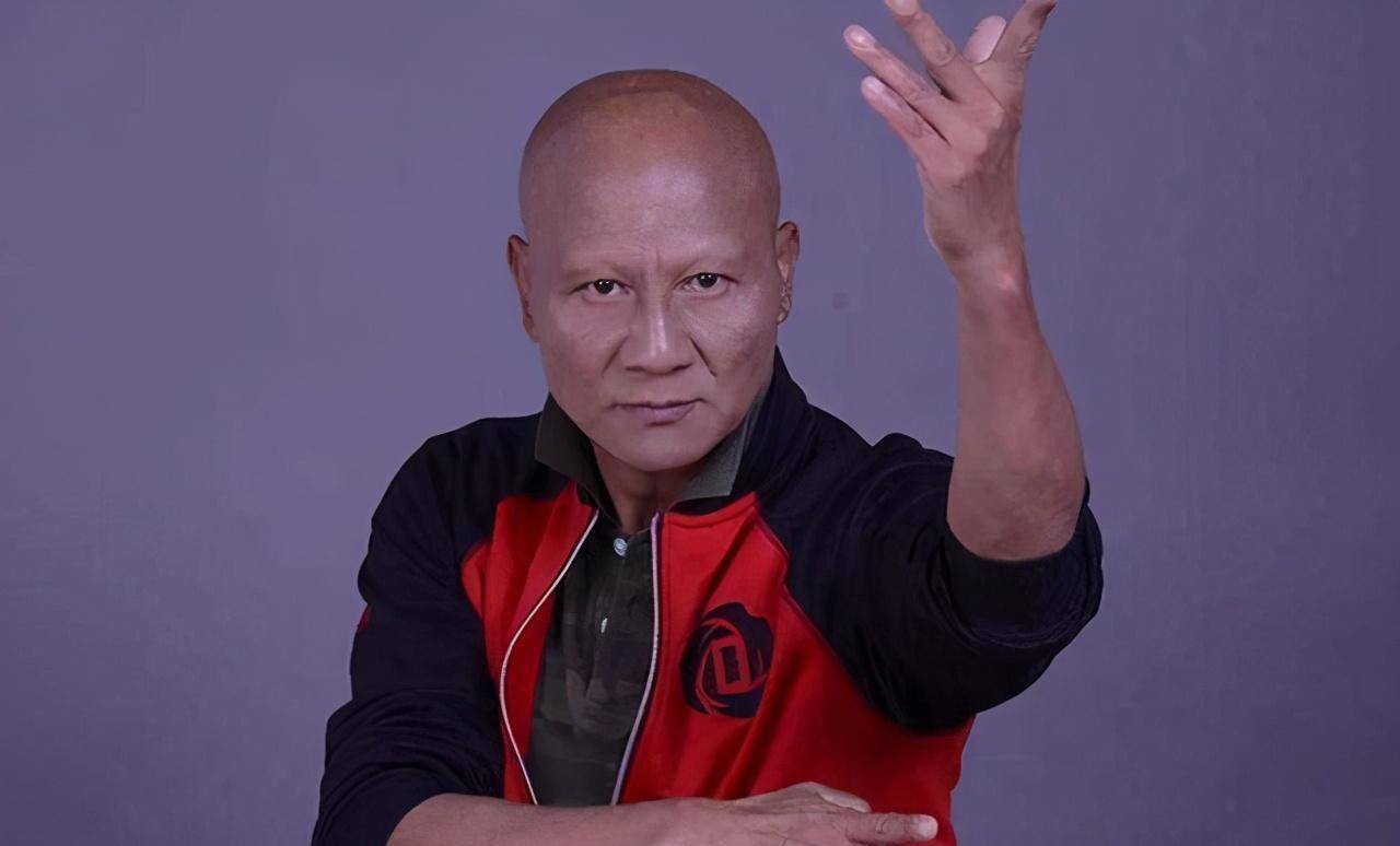 级坏蛋"计春华,消失多年以为是隐退,没想到早已离世_电影_角色_眉毛