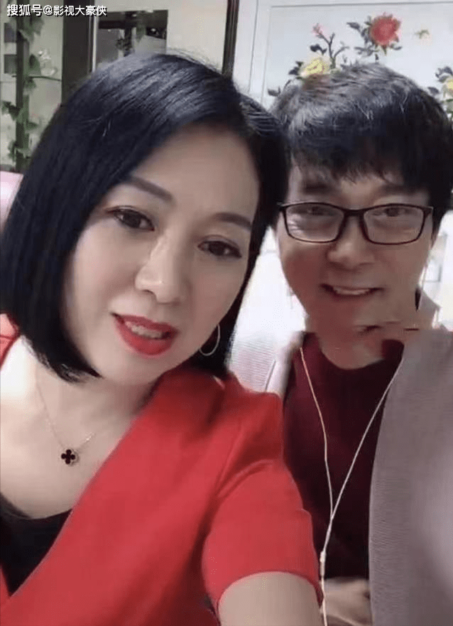 《乡村爱情》女演员戏外对比,两个王小蒙差距大,香秀整容认不出_赵
