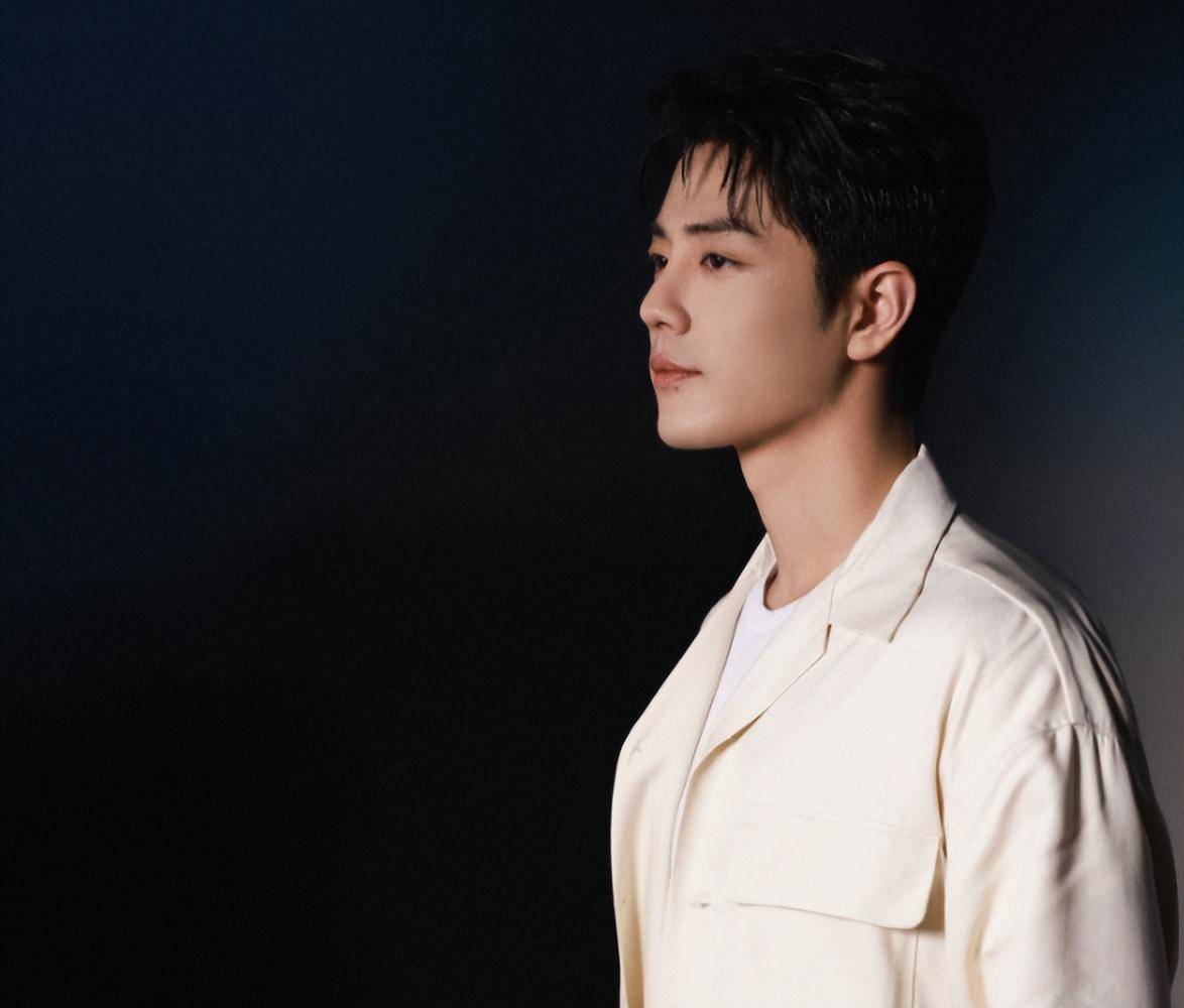 第三名:肖战看到肖战的微信指数平均值排在第三名的时候,很多观众都