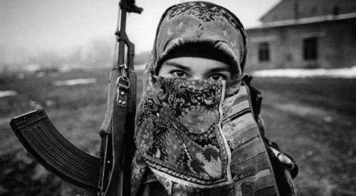 车臣战争中的"黑寡妇",到底是何许人也?_爆炸_妇女_行动