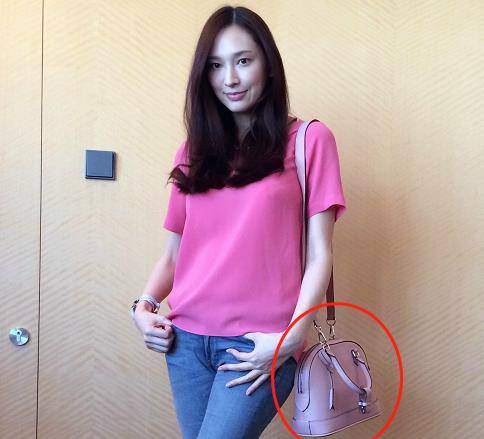 吴佩慈:6年生4胎仍不能入豪门,当年有多风光,如今就有多狼狈_感情