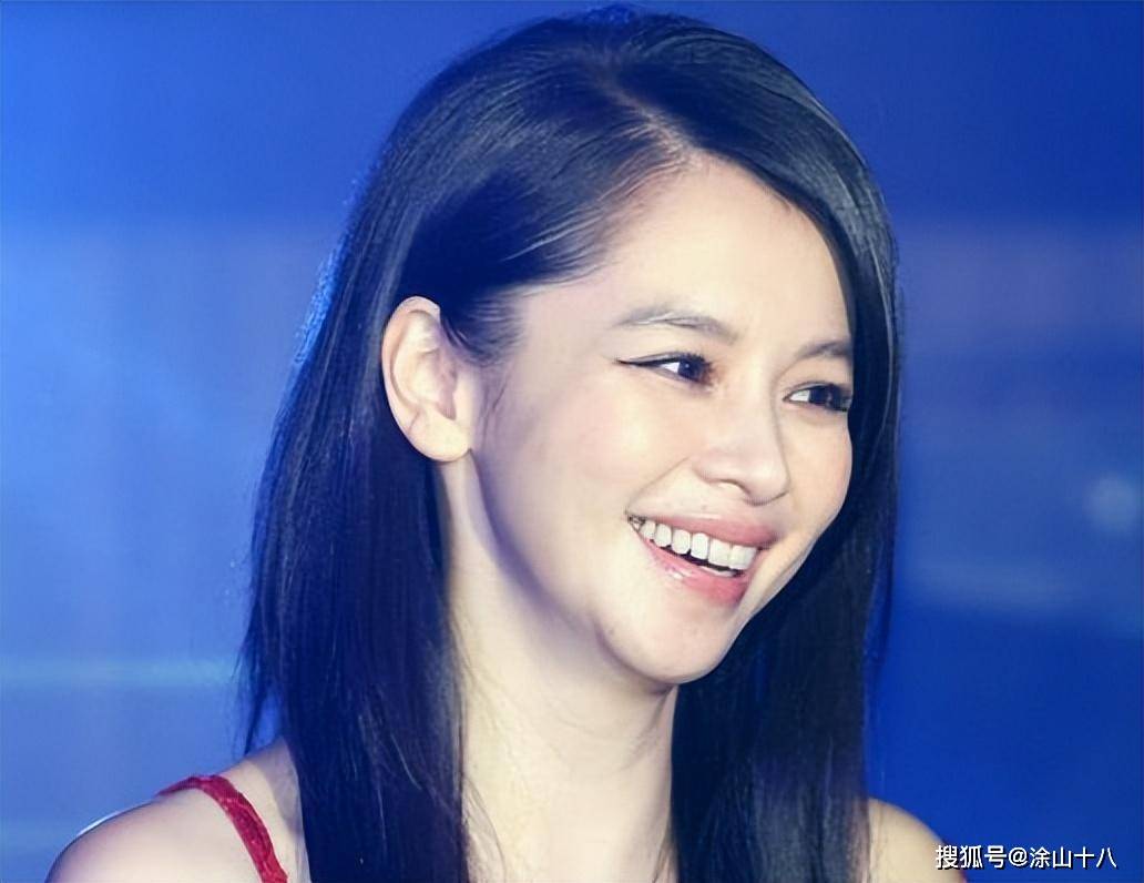 谁也没想到,48岁恢复"自由身"的徐若瑄,真正活出了人间清醒_组合_感情