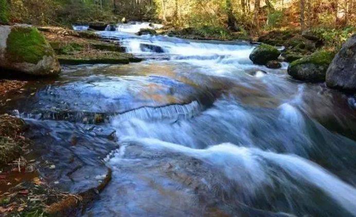 一,壮丽的自然风光长春吊水壶风景旅游区位于长春市双阳区,距离长春