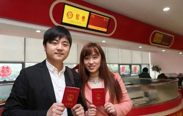 房产证为何不建议写夫妻俩的名字,以前不明白,现在知道也不晚_双方_买