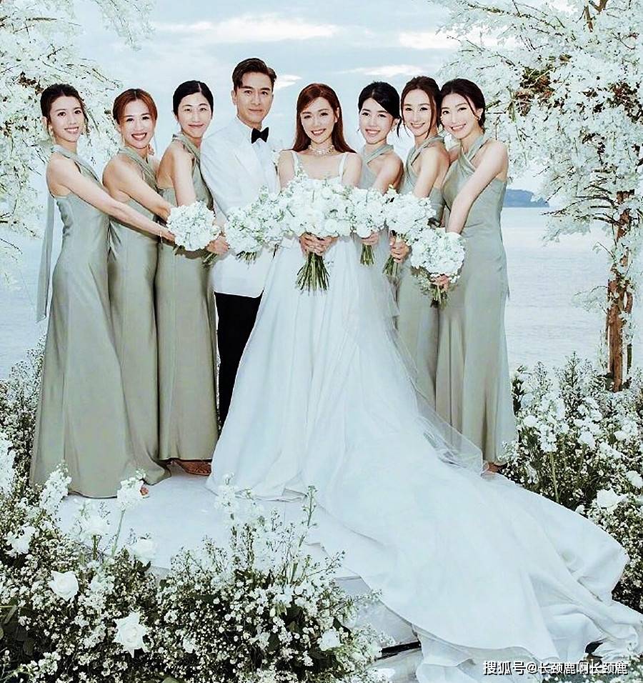 49岁的马国明迎娶36岁的汤洛雯,婚礼现场犹如tvb台庆一样热闹_郑嘉颖