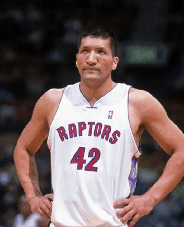 巴特尔:nba最难防的球员是他,防一场缓10天,协调性爆发力爆表_奥尼尔