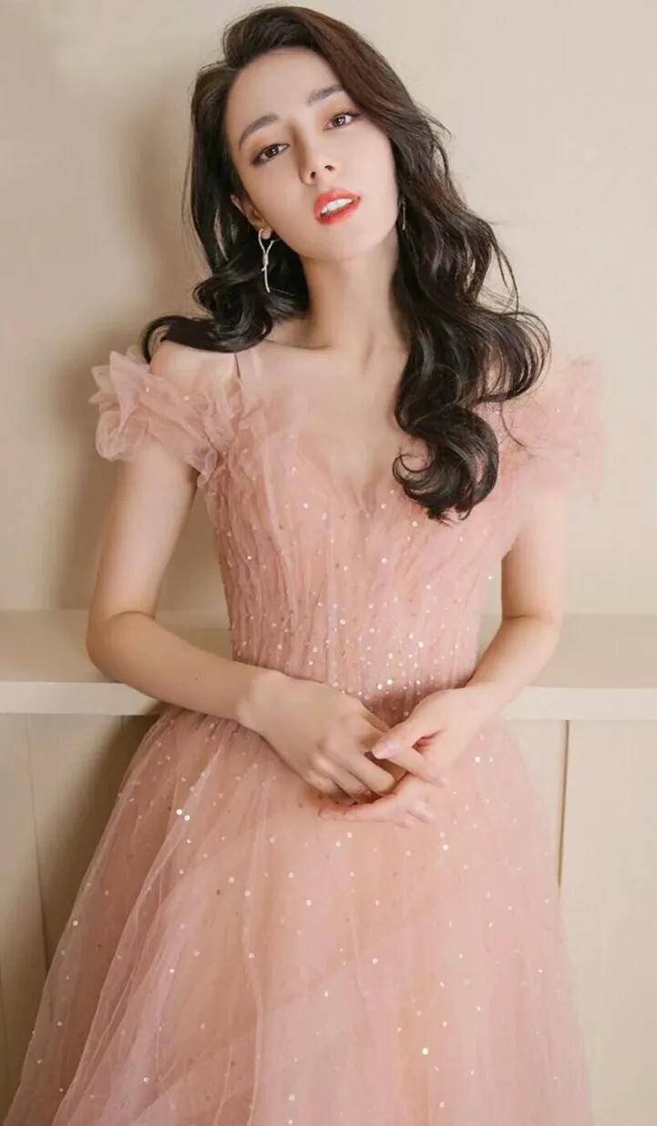 张天爱 迪丽热巴 你们觉得谁最好看_鱼尾_美人鱼_气质