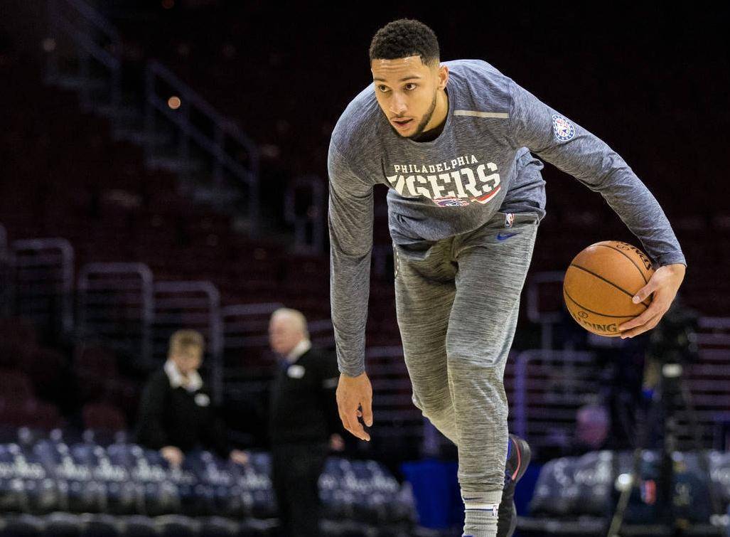 西蒙斯巅峰期能进入全明星,为何突然不会投三分了?_投篮_比赛_能力