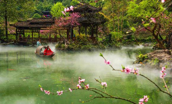 十九歲的王維,寫下這首桃源行,浪漫唯美,詩中有畫_青溪_桃花_仙境