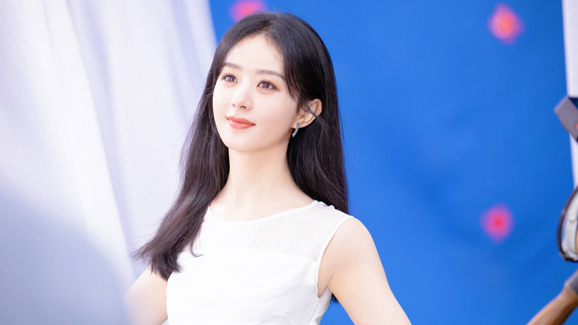 赵丽颖红毯神秘缺席:时尚圈"土气"标签背后的流量之谜_作品_明星_活动