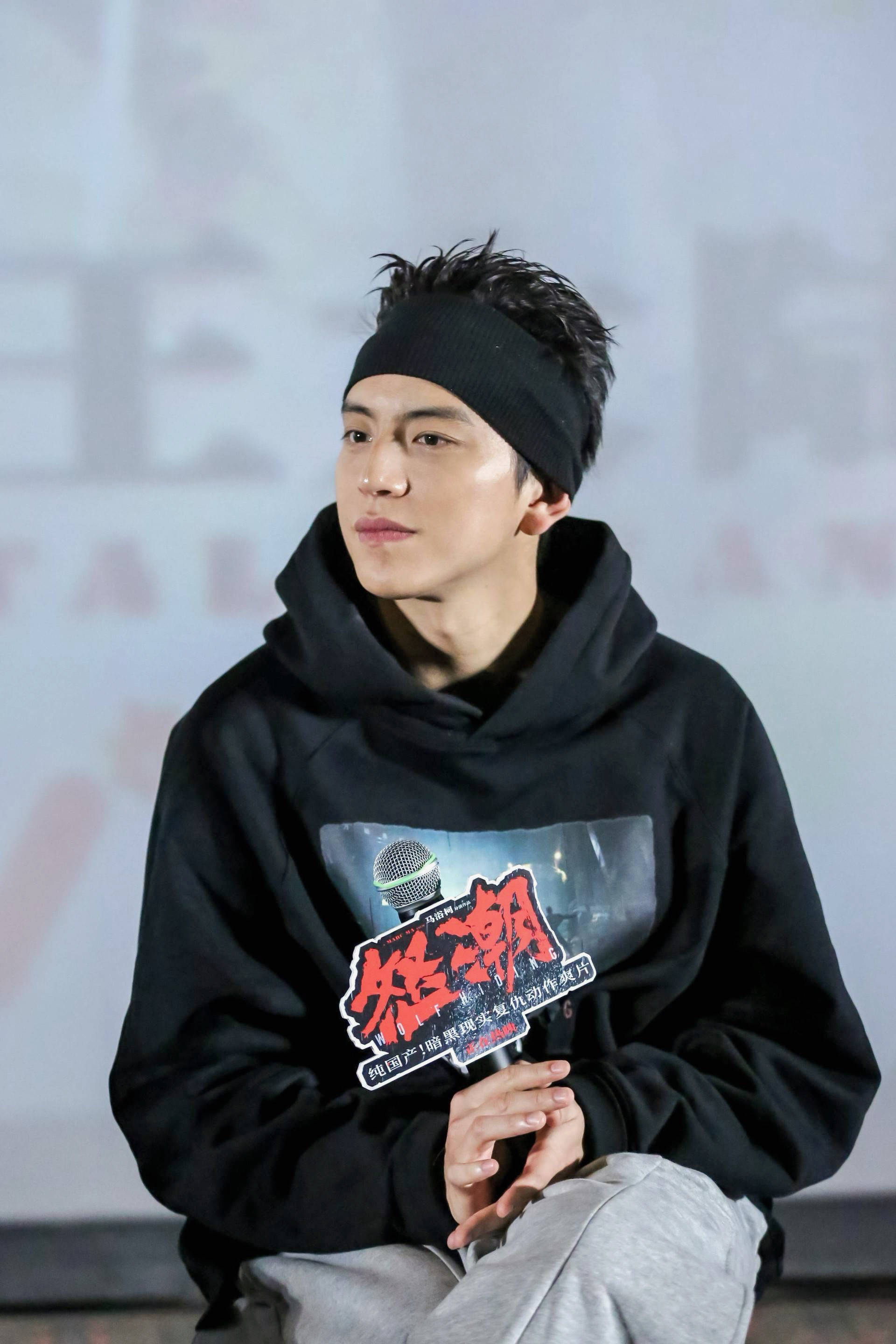 电影《怒潮》武汉路演 陈晓依现场教学张家辉阮经天王大陆武汉方言