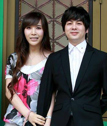 结婚10年因不能生育被抛弃,今48岁再谈新欢_李敬业_孩子_身份
