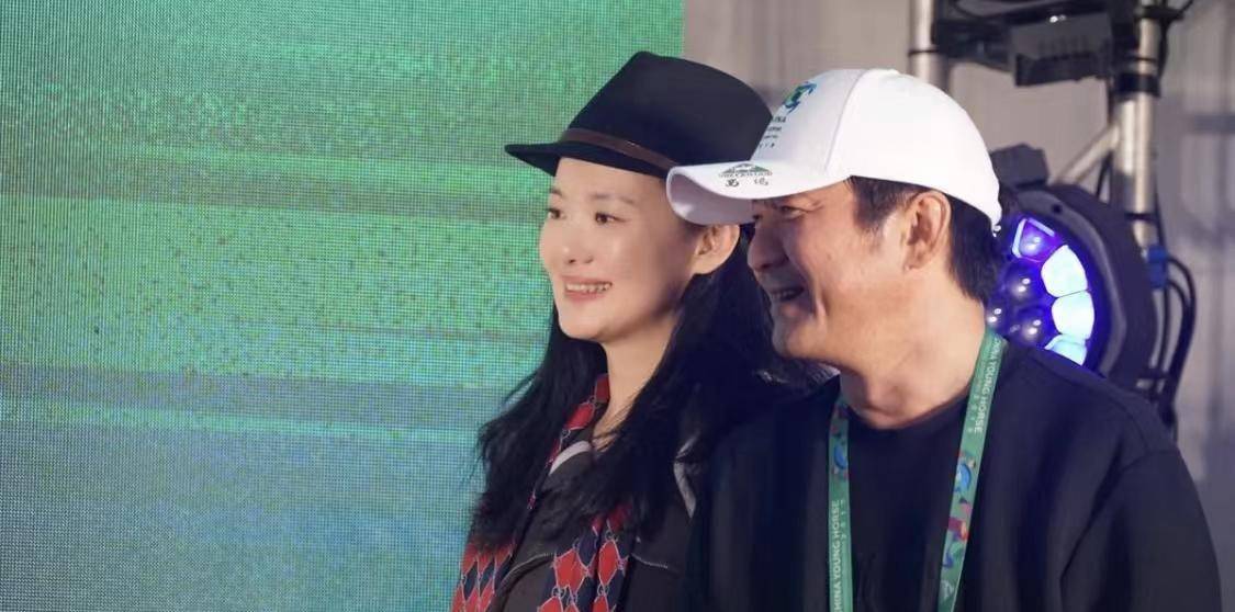 有人养猫,有人把狗当亲人_郑伊健_刘青云_周慧敏