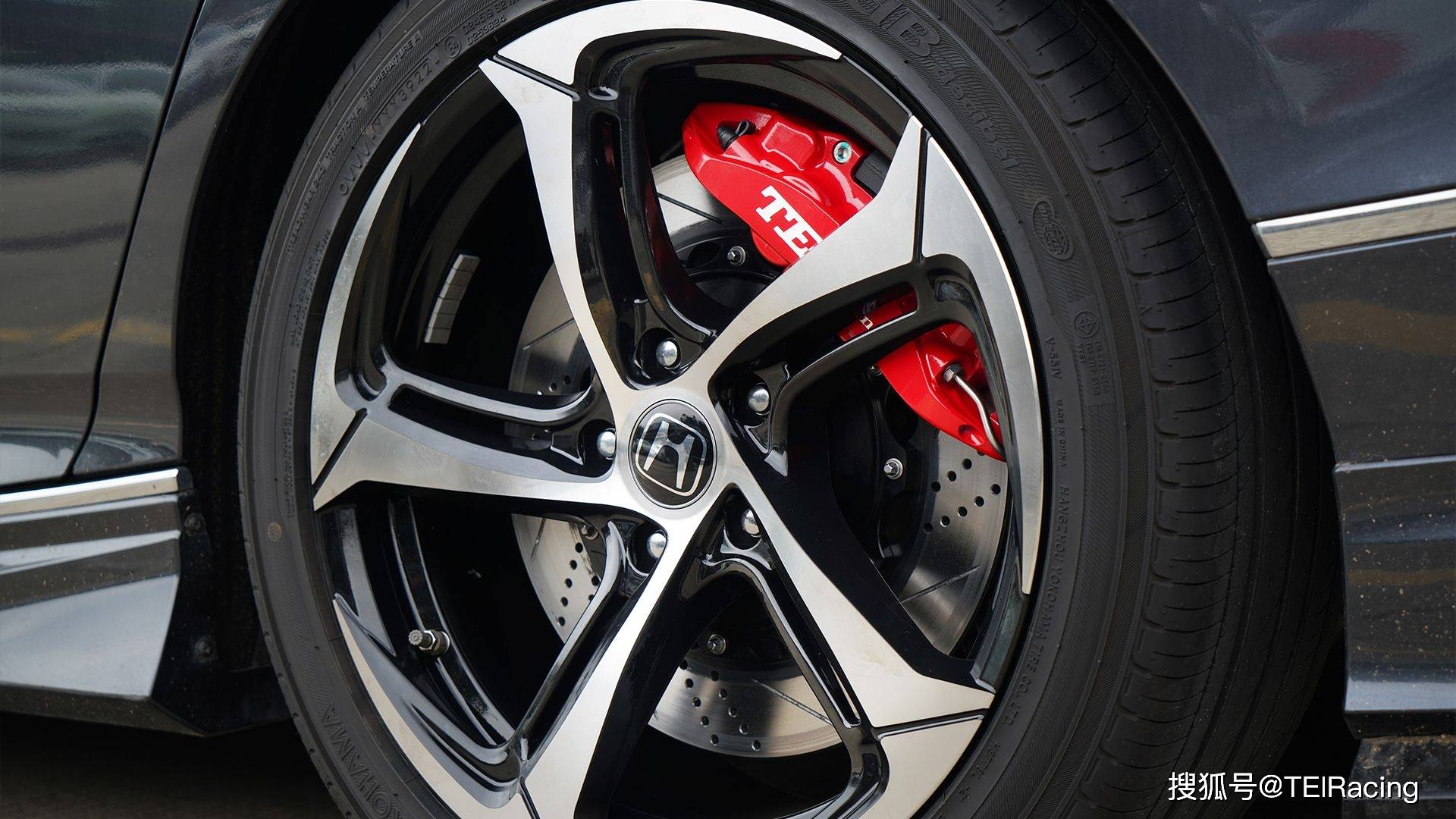 案例升级丨本田雅阁升级p60es & p4-explore前六后四刹车套装_搜狐