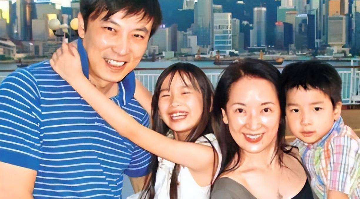 《雪山飞狐》过去32年,胡斐3段婚姻,程灵素分手,苗人凤消失了_孟飞