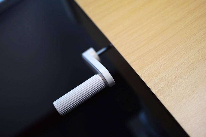 全光谱天幕灯 追背椅好坐姿 酷可立护眼学习桌椅