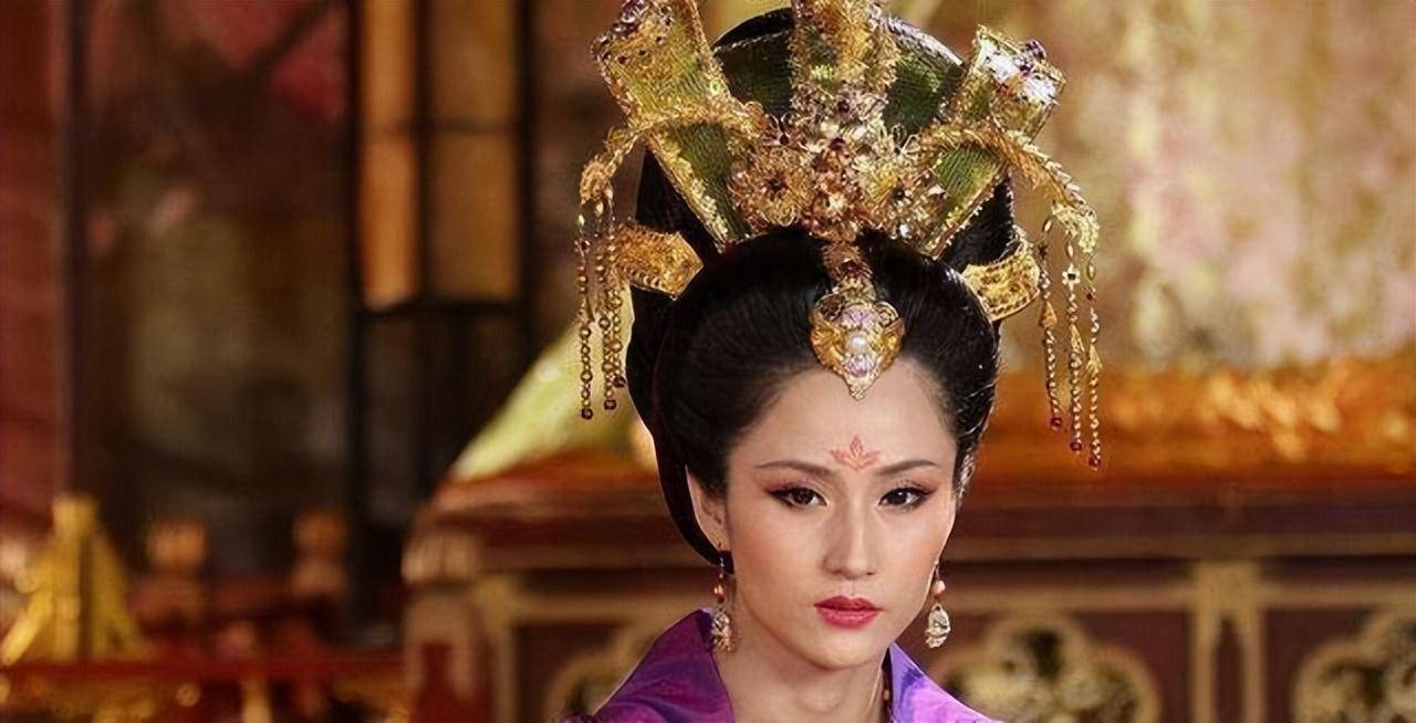 隋文帝的宣华夫人,文帝生前坚贞不屈,文帝死后当夜从杨广_杨坚_君主