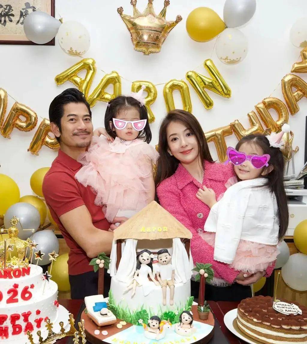 黎明或比郭富城更抠门,阿wing带娃穿着像保姆,结婚也没办婚礼_方媛