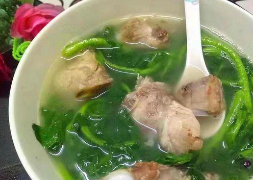 冷天，这汤做给产妇喝，滋***润燥温宫暖胃，提高免疫力，产妇爱喝(图4)