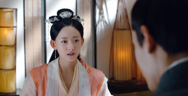 《白发》无忧智商下线爆料房事容乐羞愧难当,傅筹的表现却很亮眼_容齐