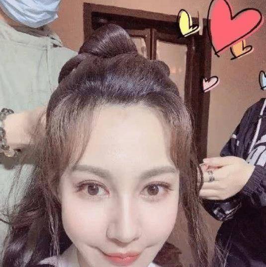 江玉燕重回演艺圈,撞脸杨颖,现在脸比娄艺潇还奇怪_杨雪_照片_新剧