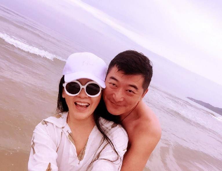 两人都是演员,在一起15年女儿都14岁了,却无人知他们是夫妻_邵峰_刘欣