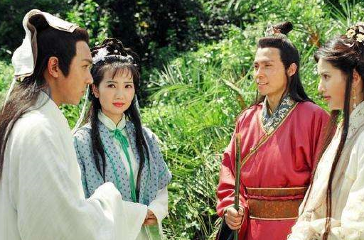 陪伴发疯的慕容复终老的阿碧,结局如何,这位高手应就是她的传人_王