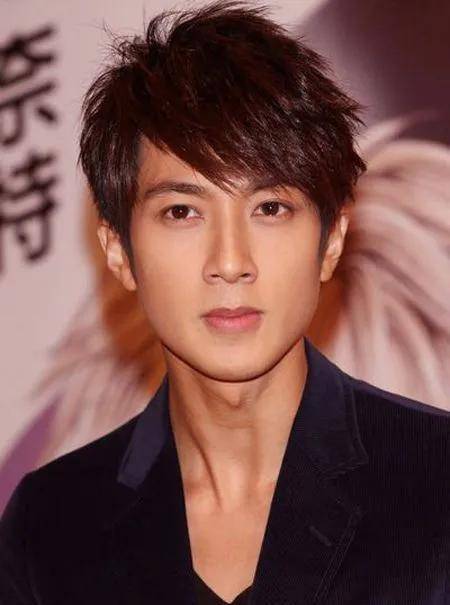 开着私人飞机,随便张口就是70万_华晨宇_黄子韬_家庭