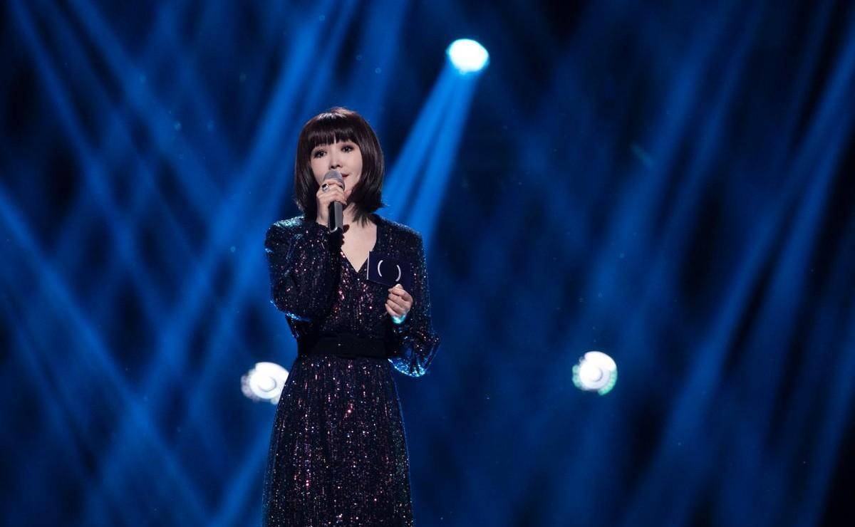 "王菲接班人"金海心神秘消失20年,被封雪藏,还是另有隐情?