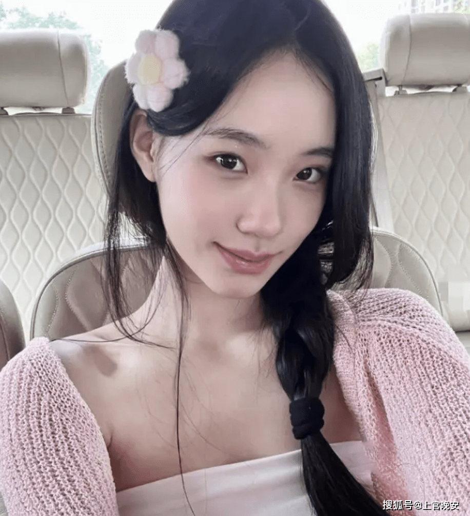 汪峰女儿小苹果好惊艳,陈奕迅的女儿长得好像刘雯_好身材_五官_小时候