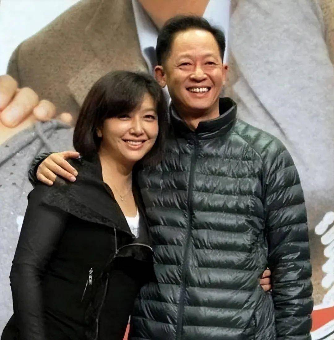 "情圣"王志文:7任女友个个美若天仙,42岁娶兰博基尼总裁_成功_才华