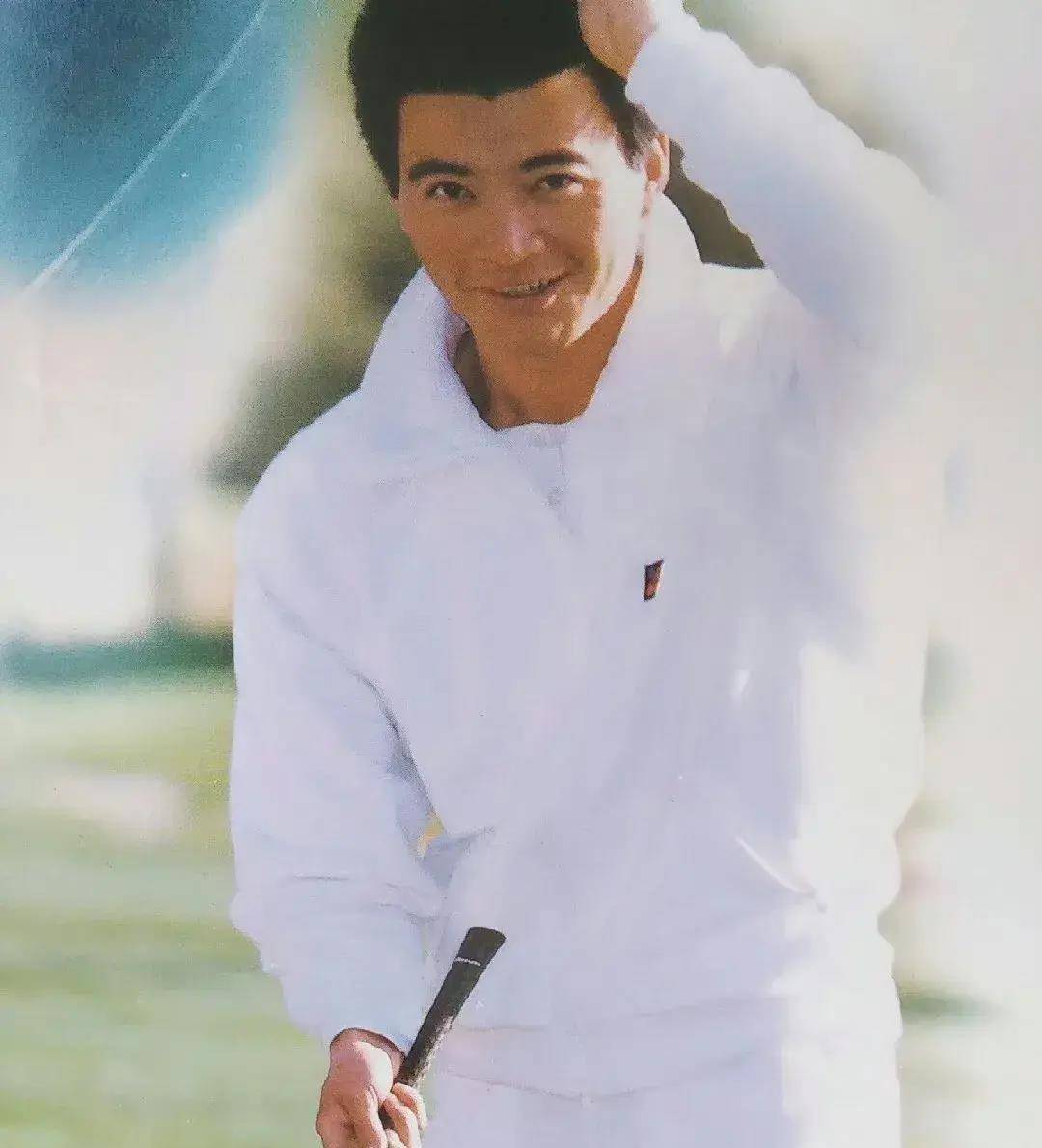 周里京:长相帅气演技好,再婚娶小10岁妻子,如今咋样了?