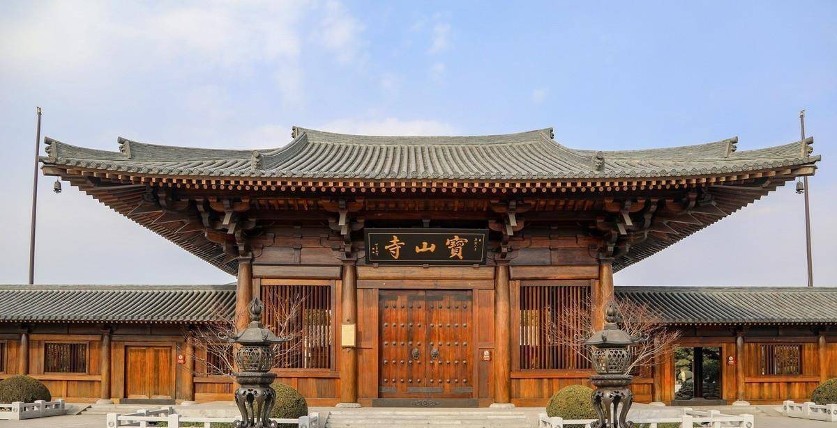 上海這個寺廟,耗資8億建成,就在寶山羅店,是休閒旅遊