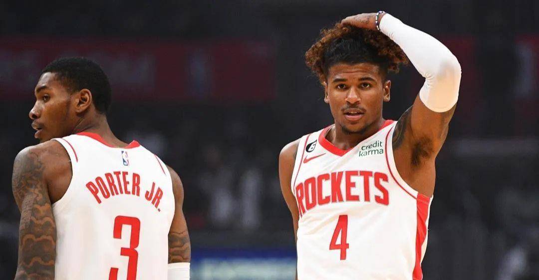 火箭培养两个赛季,杰伦格林的表现依旧不令人满意,火箭该放弃格林吗