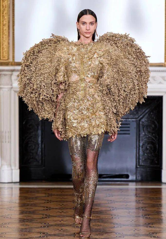 立体穿搭,独特小众不反差造型!_三维_轮廓_效果