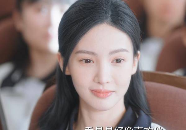 《你是我的荣耀》乔晶晶二次表白被拒,于途问老师:我凭什么_时候_工作