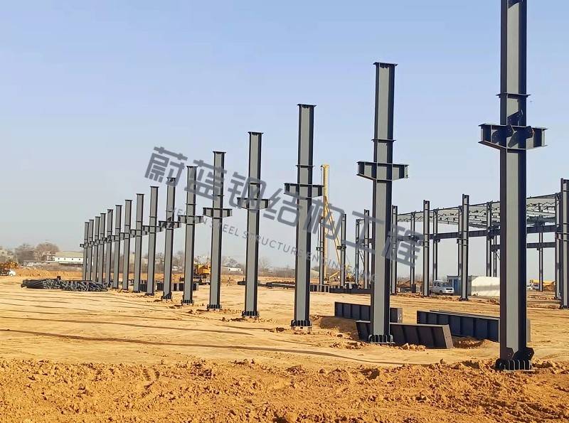蔚蓝钢构百科:常见的几种钢结构立柱以及作用和适用场景
