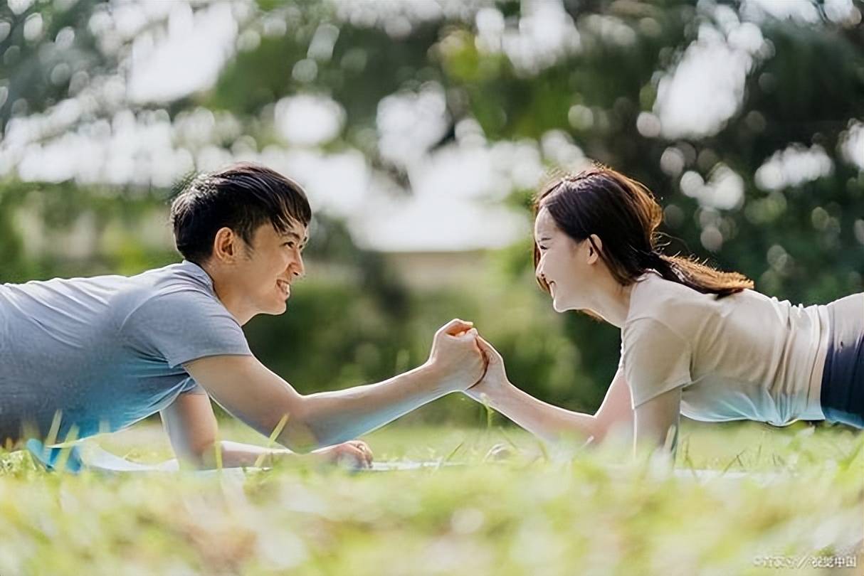成家立业是每个人都会经历的，那夫妻之间靠什么来维系情感?