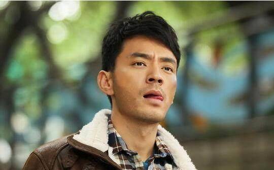 《和平饭店》中他演反派,前妻竟是邓超前任,现因演技好反被骂!