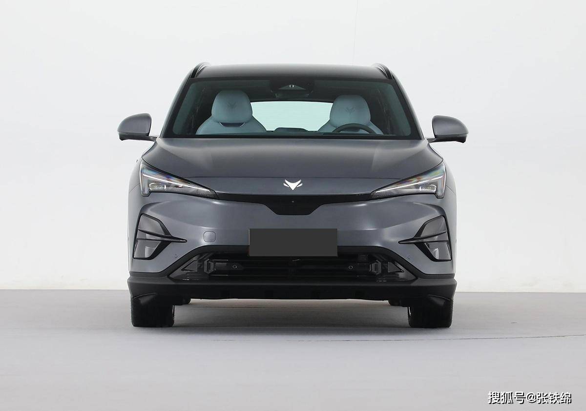 北汽新能源极狐 阿尔法t5上市,外观很年轻运动,续航520/660km_搜狐