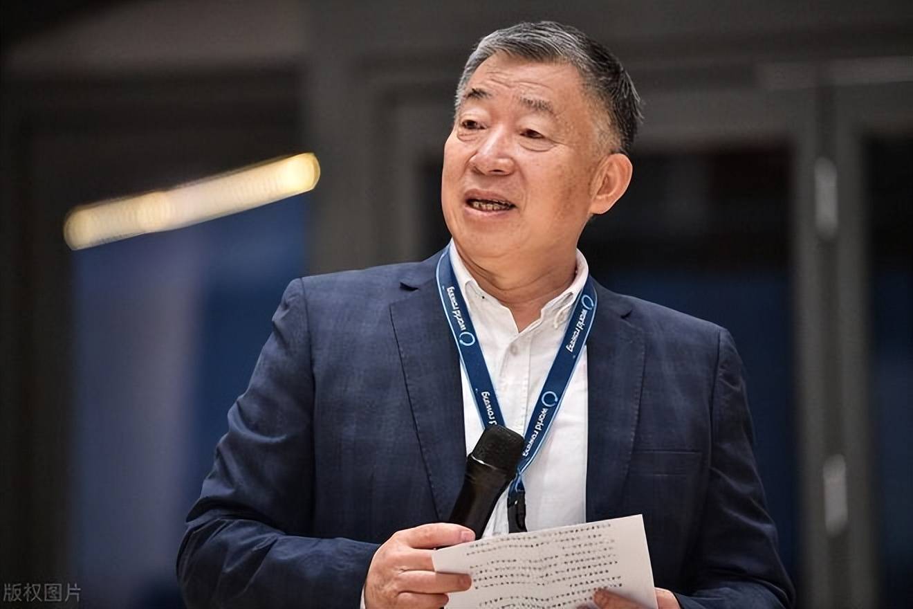 前央视足球解说员段暄被公诉:19次行贿801万,获利近3500万_刘爱杰