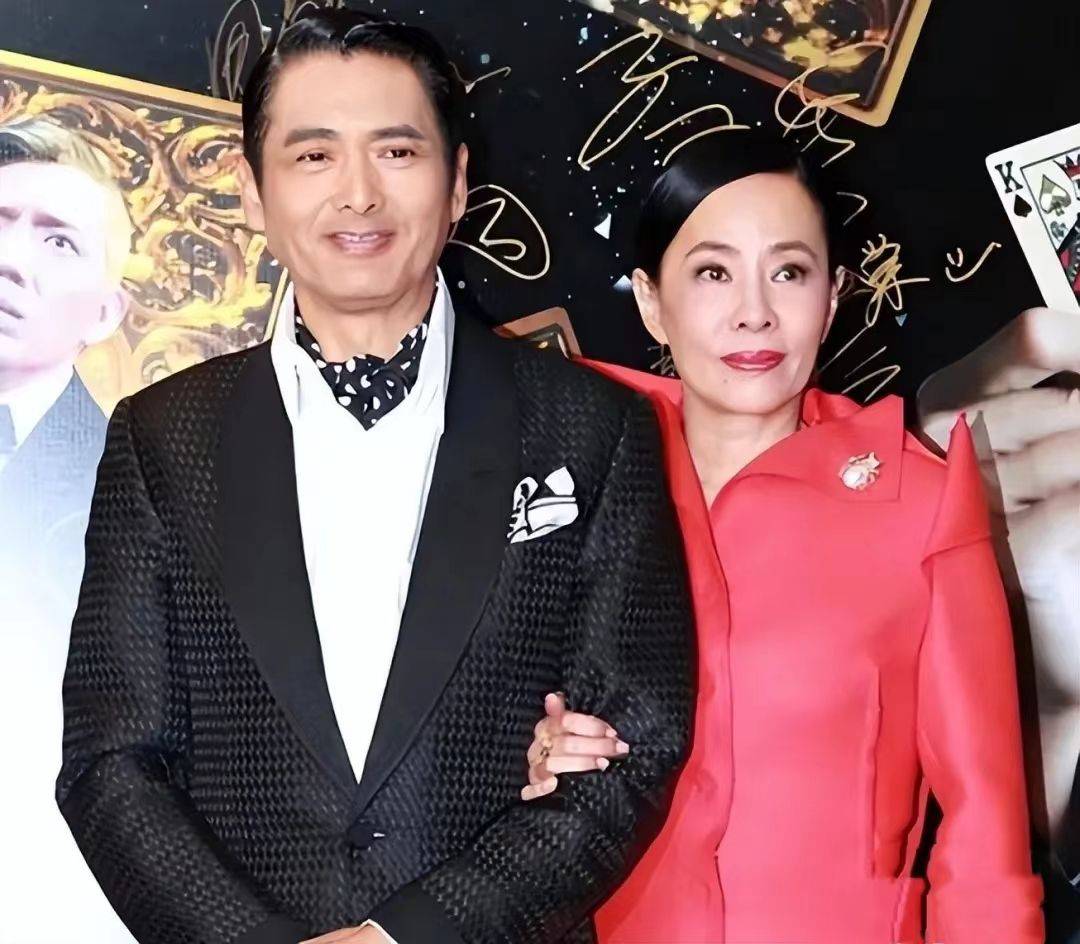 一个身价几十亿,一个60岁仍在拍戏_余安安_陈荟莲_生活